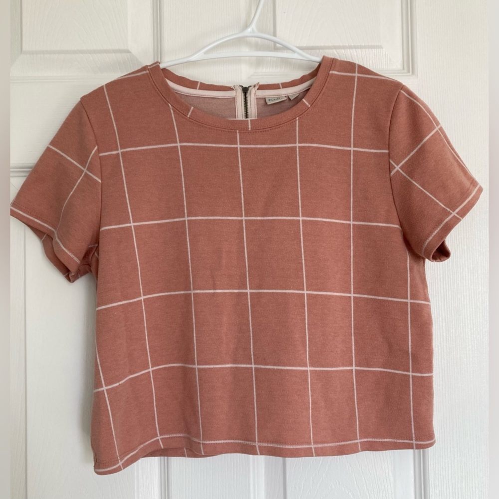 Twik pink crop top